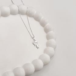 Colar pingente menina detalhe zircônia 14mm 45cm