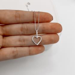 Colar pingente coração vazado 13mm 45cm