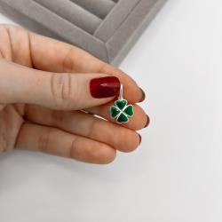 Pingente trevo resina 12mm 