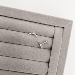 Piercing haste cluster bolinhas detalhe zircônia 12mm