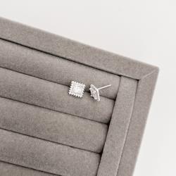 Brinco zircônia quadrada com cravejado 9mm