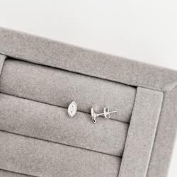 Brinco zircônia navete 8mm