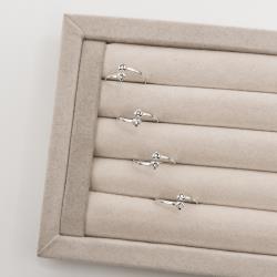 Anel corações com zircônia regulável G