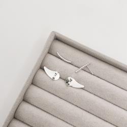 Brinco ear cuff bolinhas tarraxa