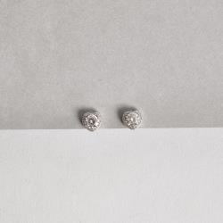 Brinco moissanite cristal 5mm com coração cravejado ródio