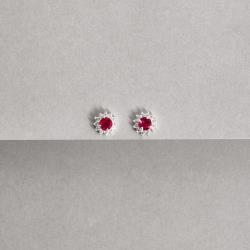 Brinco zircônia redonda cereja com cravejado 7mm