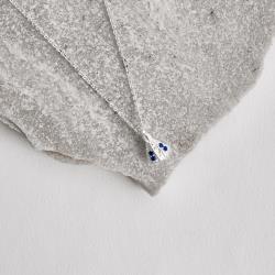 Colar Nsa. Sra. Aparecida cravejada azul 11mm corrente cadeadinho 45cm