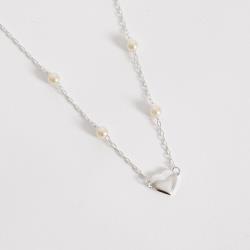 Colar entremeios pérolas 5mm e coração 10mm corrente cadeado 40+5cm