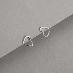 Brinco coração de lado vazado 14mm