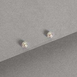 Brinco meia pérola 4mm