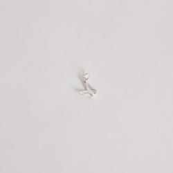 Pingente borboleta vazada de lado 8mm