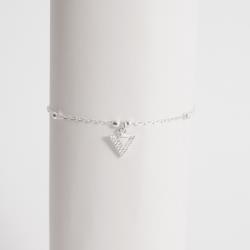 Pulseira entremeio bolas com pingente triângulo invertido cravejado 11mm