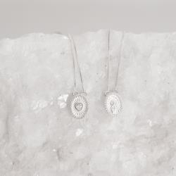 Escapulário medalhas Sagrado Coração e zircônia coração com cravejado v12 60cm