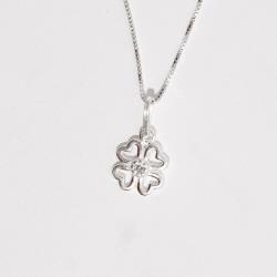 Colar pingente trevo vazado com zircônia 9mm 40cm