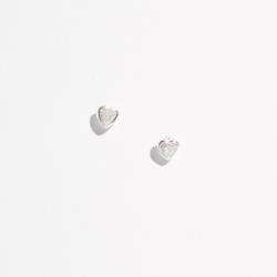 Brinco zircônia coração embutida 4mm