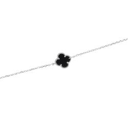 Pulseira entremeio trevo ônix 10mm com bolinhas