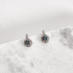 Brinco meia argola moissanite rainbow green 5mm com cravejado ródio