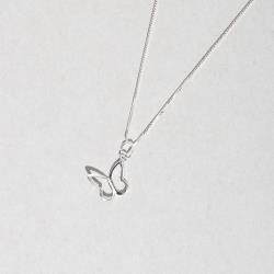 Colar pingente borboleta vazada de lado 11mm 45cm