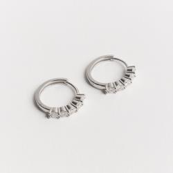 Argola click 15mm cravejada de moissanites 3mm ródio