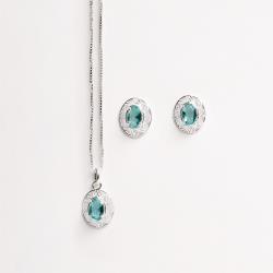 Conjunto brinco e colar medalha trabalhada 11mm com zircônia oval turmalina 45cm