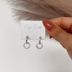 Argola click 13mm com pingente círculo cravejado 11mm