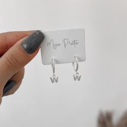 Argola click cravejada 14mm pingente letra W